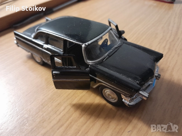 макет на автомобил Чайка ГАЗ 13 Русия