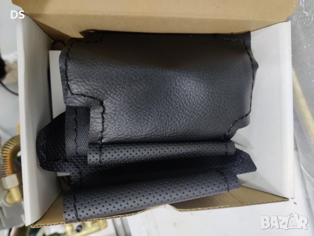 Кожен калъф за трилъчев волан, снимка 3 - Аксесоари и консумативи - 44433128