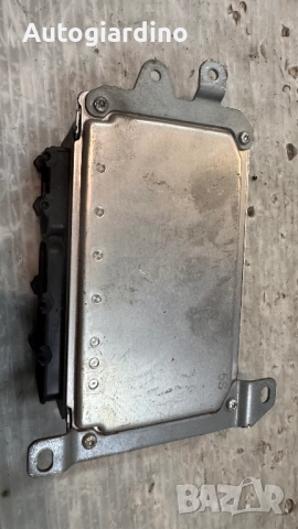 Компютър за двигател / ECU / Моторен компютър за Smart Fortwo - A1321532279 / 0261201383, снимка 2 - Части - 52539802