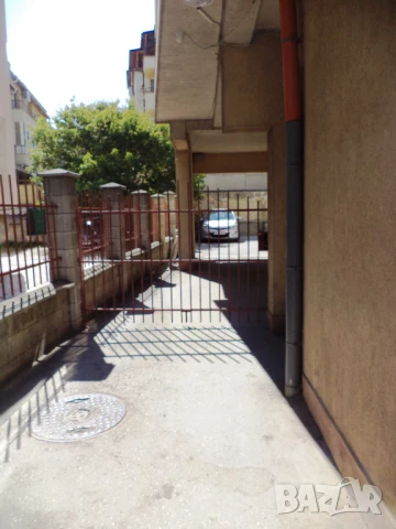 паркомясто, център, под Ритуална зала, от собственик, снимка 1