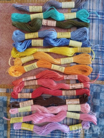 Макари конци и Мулине от Казанлък , снимка 6 - Гоблени - 40674150