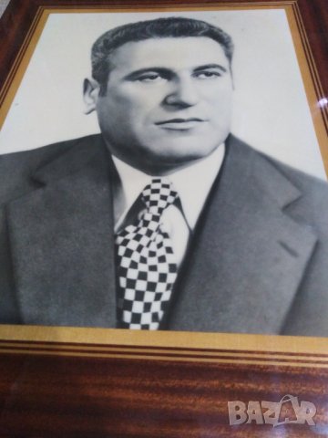 Портрет на Александър Лилов. Член на политбюро на ЦК на БКП. , снимка 2 - Колекции - 29970680