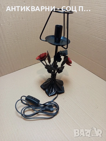 Стара Метална Декоративна Настолна Лампа. Номер 617.