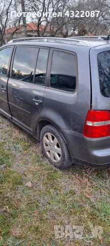 VW TOURAN, снимка 3 - Автомобили и джипове - 48259340