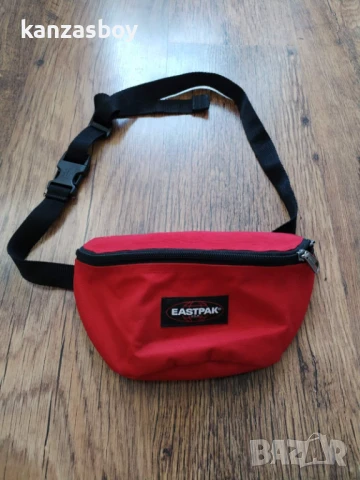 eastpak - страхотна паласка КАТО НОВА , снимка 3 - Чанти - 50800587