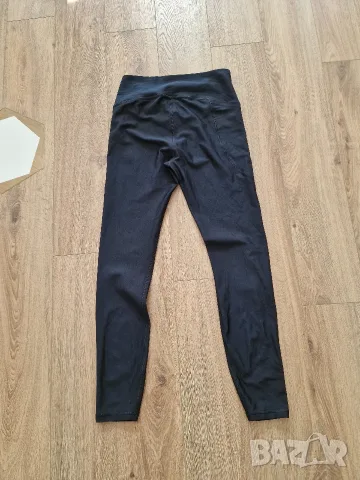 Страхотен дамски спортни клин UNDER ARMOUR , размер S / M , снимка 5 - Клинове - 56236967