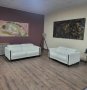 Бял кожен комплект дивани тройка и двойка с релаксиращ механизъм, снимка 1 - Дивани и мека мебел - 42422381