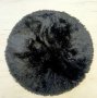 Черно кръгло кожено пухкаво рошаво килимче, снимка 1 - Килими - 42046427