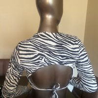 Блуза с принт и гол гръб !, снимка 6 - Блузи с дълъг ръкав и пуловери - 42181200