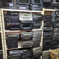 Продавам фабрични касетофони цд плеъри и навигации, снимка 16 - Аксесоари и консумативи - 16040721