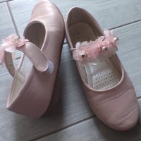 Разкошни обувки за малка принцеса , снимка 1 - Детски обувки - 42880938