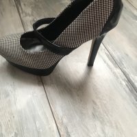 Дамски обувки на ток, снимка 4 - Дамски обувки на ток - 39874618