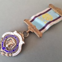 Сребърен позлата емайл Медал Орден Масонски Англия Бирмингам 1, снимка 2 - Антикварни и старинни предмети - 42484286