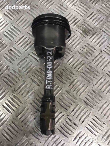 Бутало Nissan Almera Tino,2.2Di,2000г., снимка 1