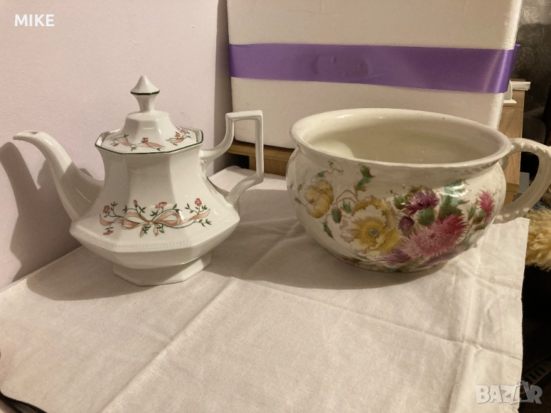 Винтидж чайник и гърне/саксия, снимка 1