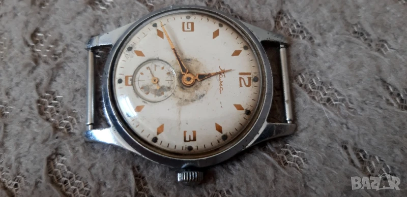 Стар Руски механичен часовник Кама, снимка 1