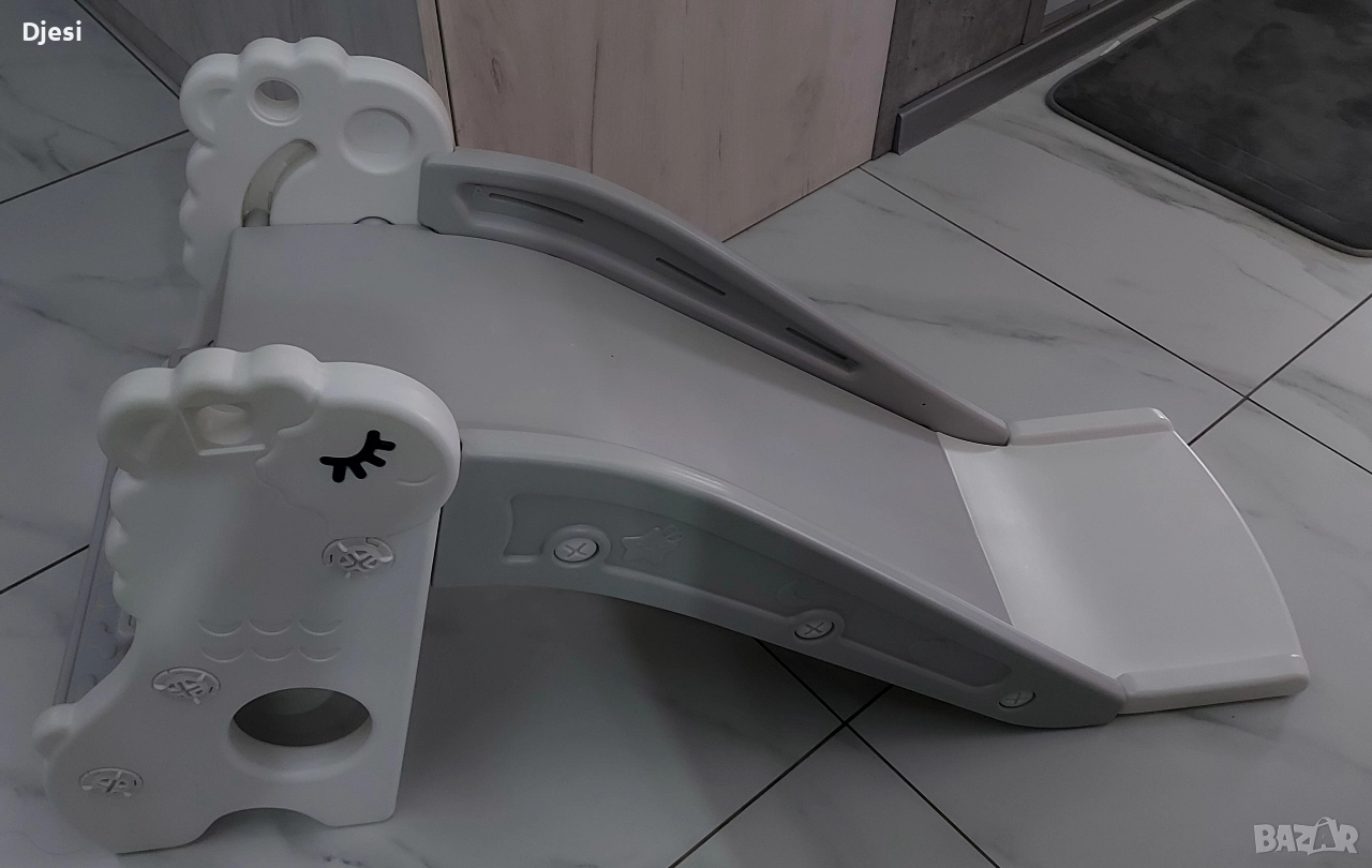 Пластмасова пързалка за деца, снимка 1