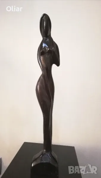 Много елегантна, фина и красива статуетка на жена. Дърво., снимка 1