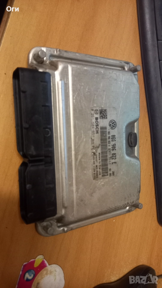 Компютър за Volkswagen Touran 2.0 109 к.с., № 06G 906 022 E / 0 261 S04 651 , снимка 1