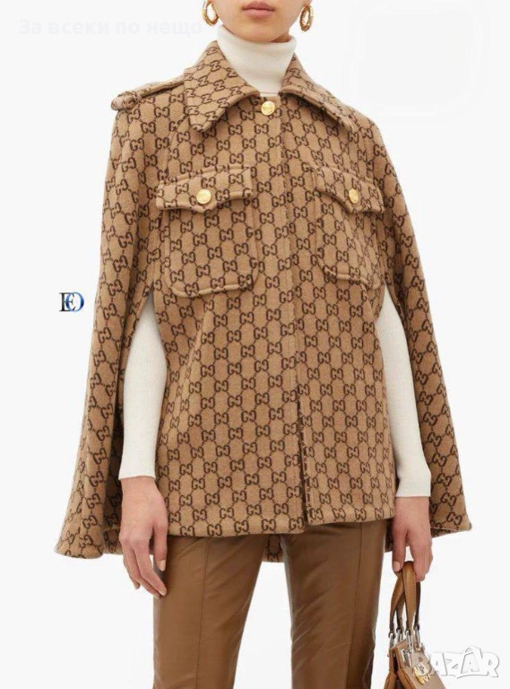 Gucci Дамско Бежово Палто Пелерина Гучи Код SK455, снимка 1