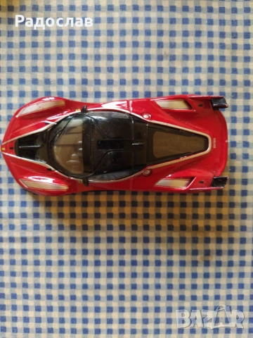 количка Burago  Ferrari, снимка 5 - Коли, камиони, мотори, писти - 54356224