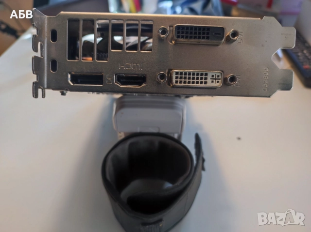 Продават се 2 видеокарти Radeon R9 270X на AMD, снимка 8 - Видеокарти - 52104890