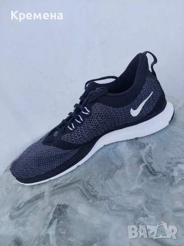 Дамски маратонки Nike, снимка 5 - Маратонки - 50905317