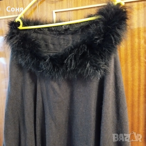 Пончо с яка от естествена кожа, снимка 3 - Палта, манта - 53067847