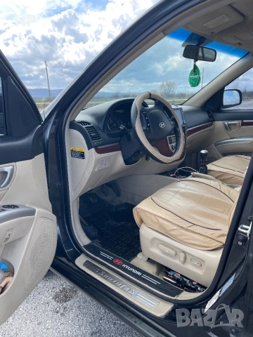 Hyundai  SANTA FE 2,2 CRDI 155кс 4х4, снимка 13 - Автомобили и джипове - 53767517