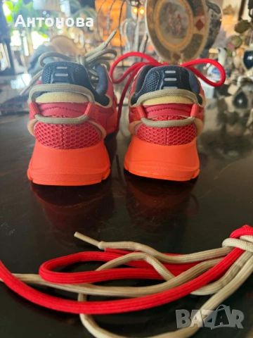 Продавам оригинални маратонки на LACOSTE , снимка 5 - Маратонки - 54071464