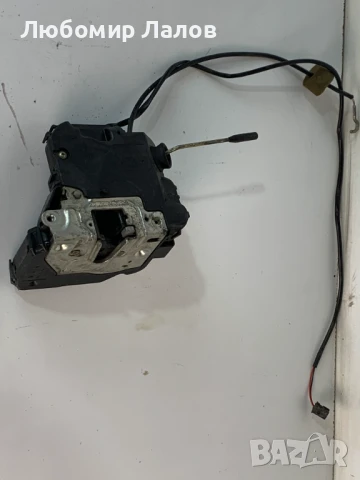 Предна дясна брава Mercedes-Benz C-class W203 (00-04)г. 2037200435, снимка 5 - Части - 50749218