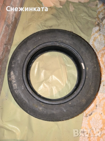 Летни гуми- 2 Pirelli, 2 Uniroyal