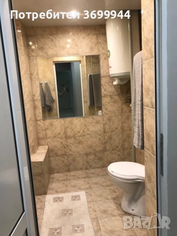 Луксозен двустаен апартамент в центъра на града, снимка 13 - Квартири, нощувки - 53079536