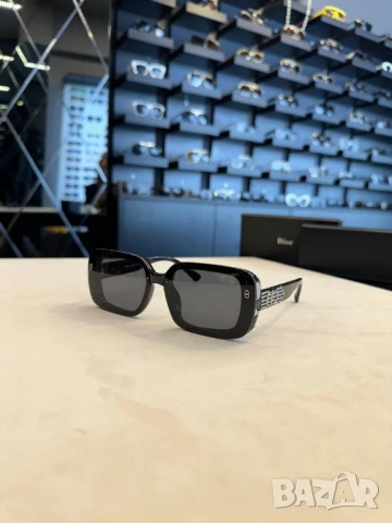 очила с черен обикновен калъф и ув защита christian dior , снимка 9 - Слънчеви и диоптрични очила - 51042324