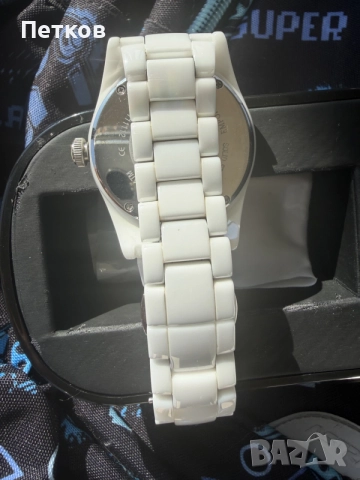 Часовник EMPORIO ARMANI Ceramica Leo AR 1426, снимка 9 - Дамски - 56058758