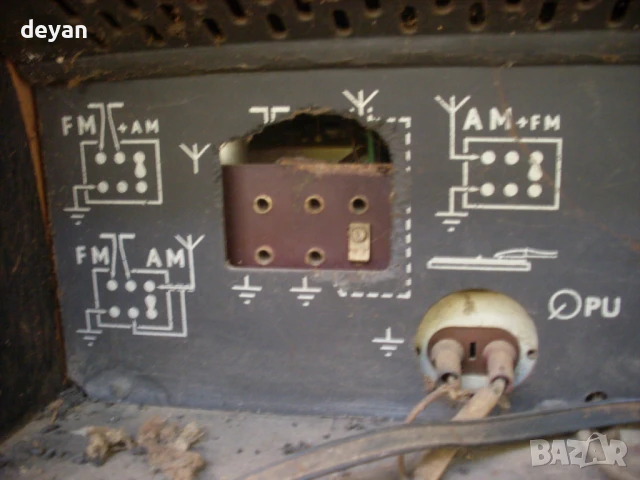 филипс радио с грамофон, снимка 5 - Радиокасетофони, транзистори - 50729906