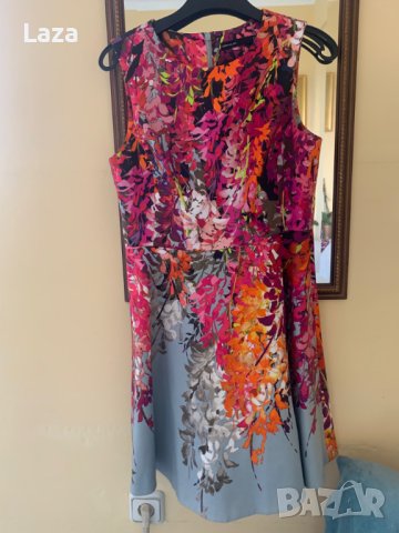 Продавам прекрасна рокля марка Karen Millen, снимка 9 - Рокли - 40842899