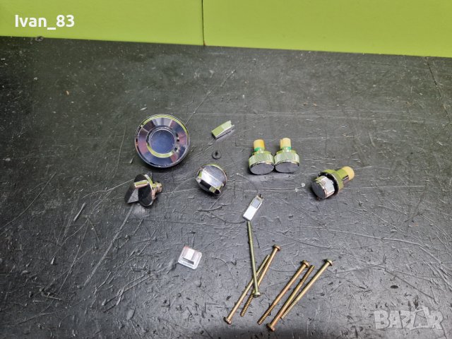 Радиокасетофон Hitachi trk 8020 на части, снимка 5 - Радиокасетофони, транзистори - 38439079