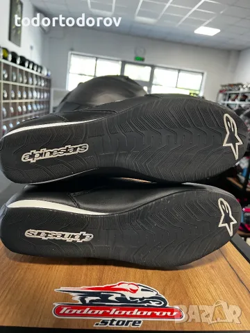 Мото боти ALPINESTARS FASTER-3 Black/White,номер 43 като нови 99.90 €, снимка 5 - Аксесоари и консумативи - 56139177