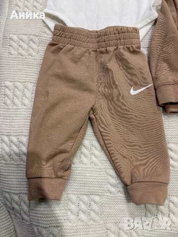Бебешки комплект Nike - 56-62 см., снимка 4 - Комплекти за бебе - 53904883