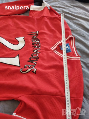 Колекционерска фланелка на Кевин Гарнет от Тимбъруулвс - 2001 година, снимка 4 - Фен артикули - 53891437