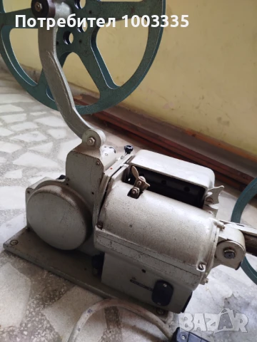 Кинопрожекционен апарат Славянка , снимка 4 - Антикварни и старинни предмети - 51375823