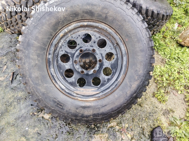 Гуми NEXEN 235/75/15 R  с джанти , снимка 3 - Гуми и джанти - 54291562