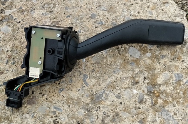 лостче на волана за светлини 1K0953513 -VW Golf 5, снимка 4 - Части - 44528628