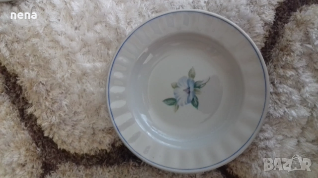 Порцеланови буркани и други порцеланови изделия, снимка 12 - Сервизи - 50661248