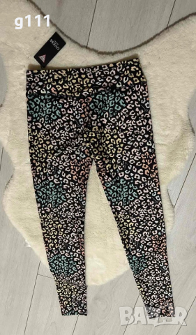 Guess Дамски клин , снимка 10 - Клинове - 43778285