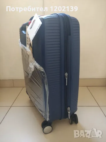 Куфар American Tourister Soundbox Spinner 55/20 TSA EXP – Midnight (Моделът на Роналдо), снимка 6 - Куфари - 55727702