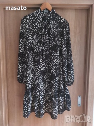 рокля F&F, снимка 2 - Рокли - 42203364