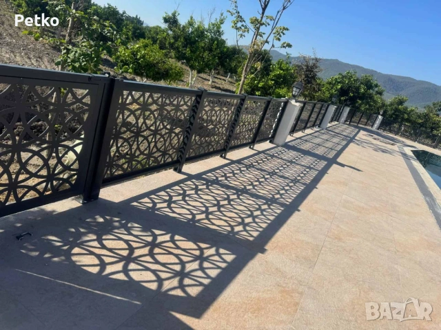 Лазерно изрязано пано за ограда + метален кол, снимка 7 - Огради и мрежи - 53132260