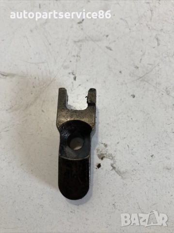 Държач на инжектор за гориво за двигател за KIA Sportage 2.0 CRDi (2006) 140HP, снимка 2 - Части - 53357391